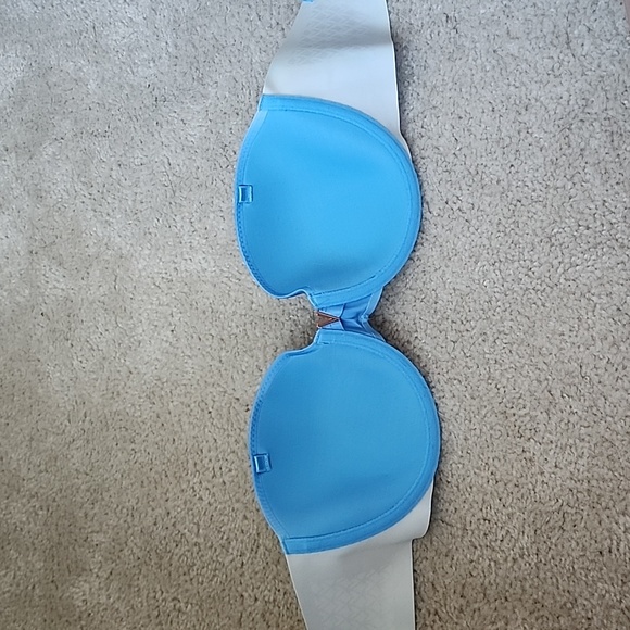 Victoria's Secret Blue Ombre Strapless & Attachment for Straps - Picture 3 of 4